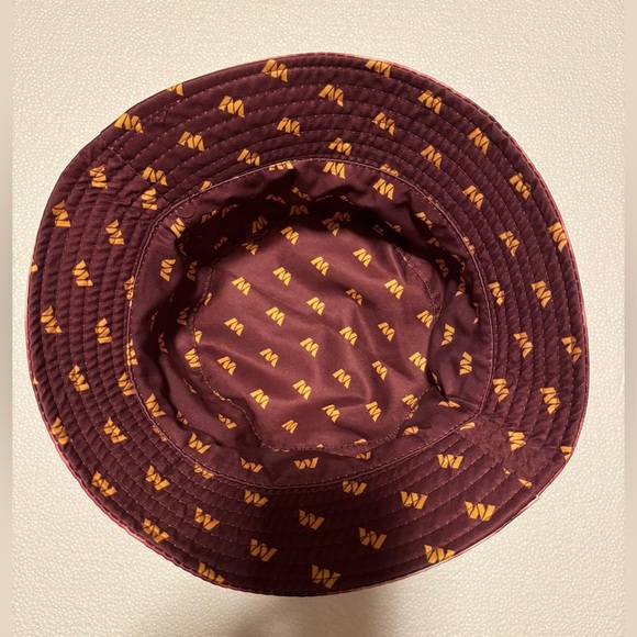 Washington Commanders Redskins NFL
Bucket Hat Cap Tie Dye Reversible
Adult - Picture 8 of 8